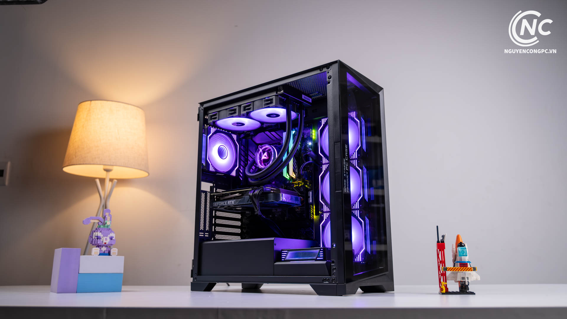 Vỏ Case Glacier FCGL29A Black Vẻ ngoài mạnh mẽ