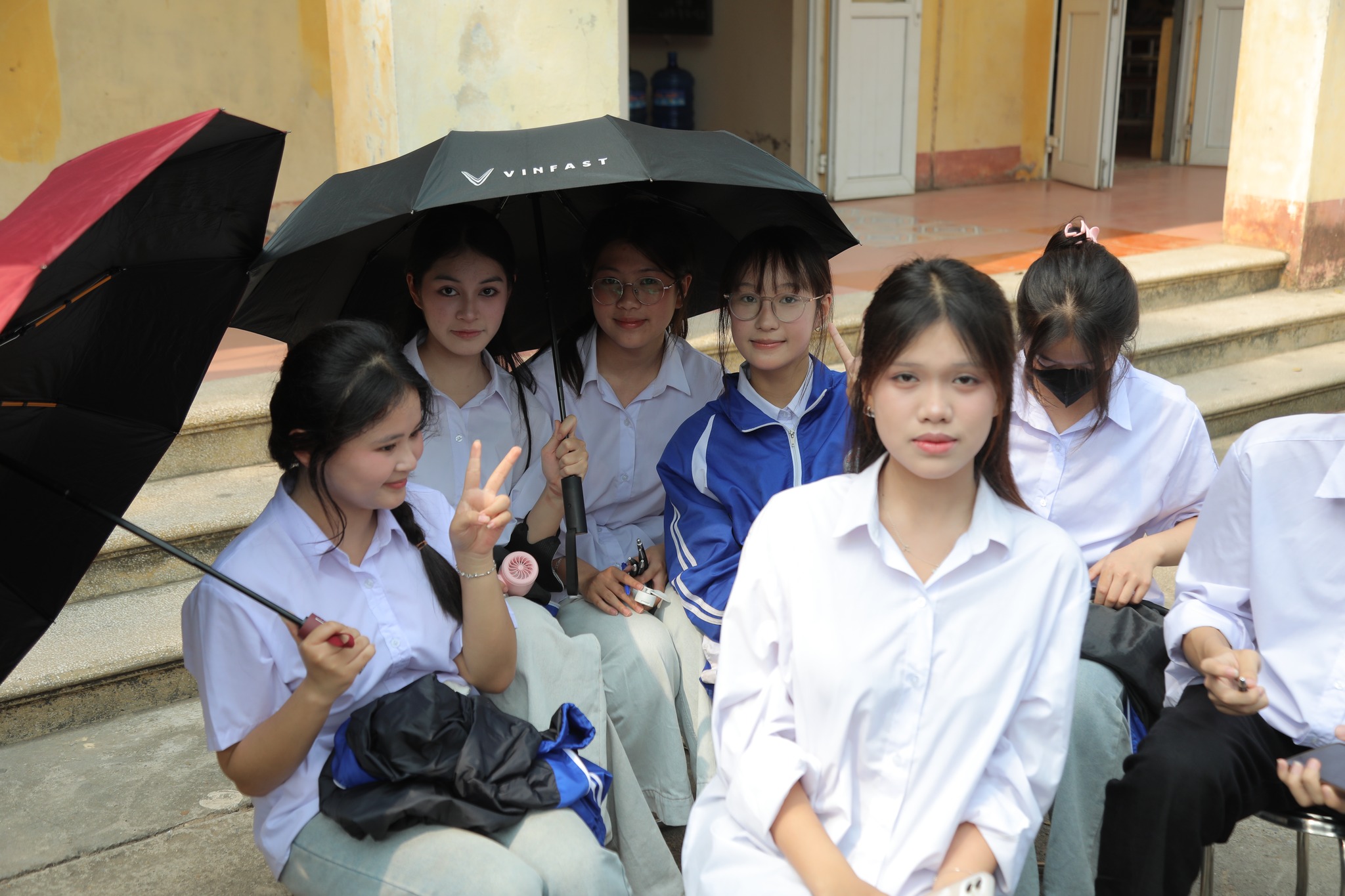 NGUYỄN CÔNG PC ĐỒNG HÀNH CÙNG NGÀY HỘI TƯ VẤN TUYỂN SINH HUCE 2026 TẠI TRƯỜNG THPT KHOÁI CHÂU - HƯNG YÊN