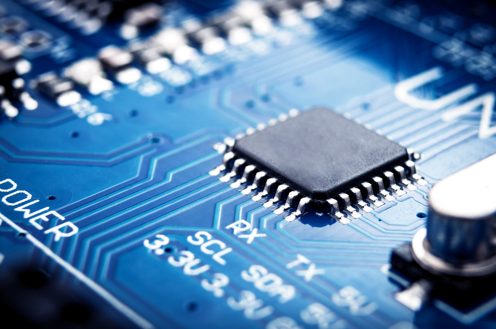Chip bán dẫn là gì? Ảnh hưởng của chip bán dẫn tới công nghệ ngày nay