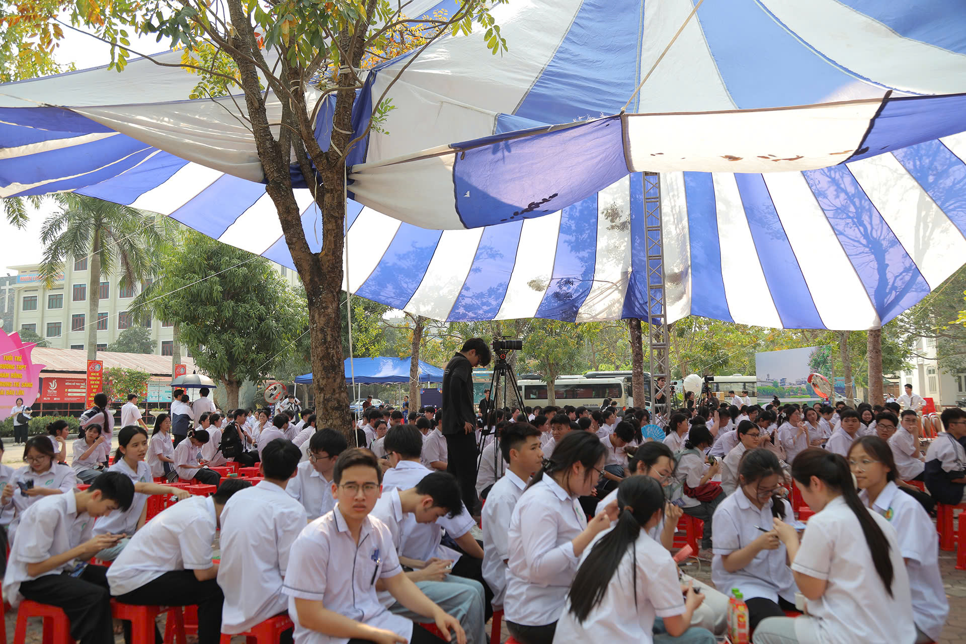 NGUYỄN CÔNG PC ĐỒNG HÀNH CÙNG NGÀY HỘI TƯ VẤN TUYỂN SINH HUCE 2026 TẠI THANH HÓA