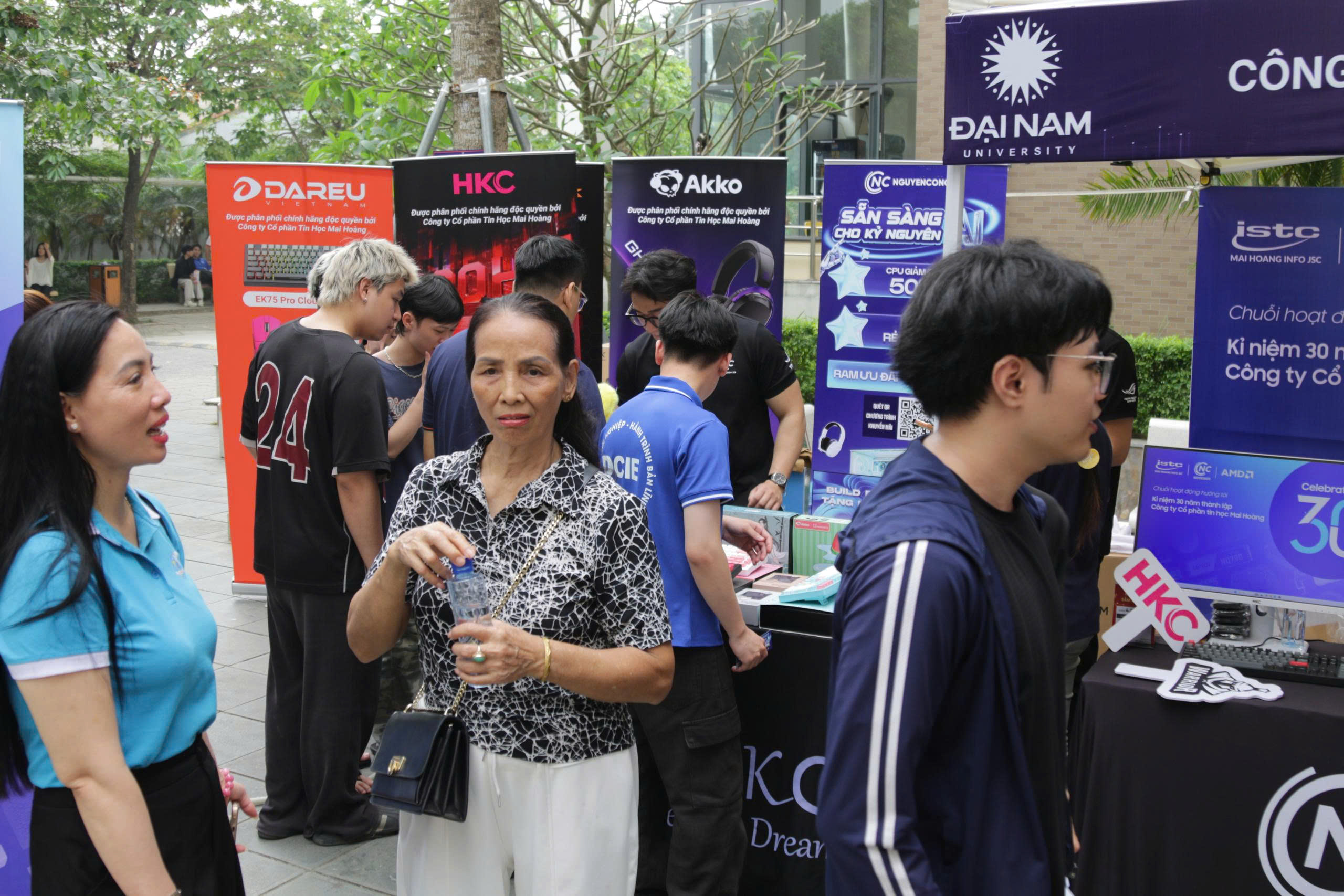 Nguyễn Công PC x DNU Job Fair 2026: Tiếp Lửa Công Nghệ Cho Thế Hệ Nhân Sự Tương Lai