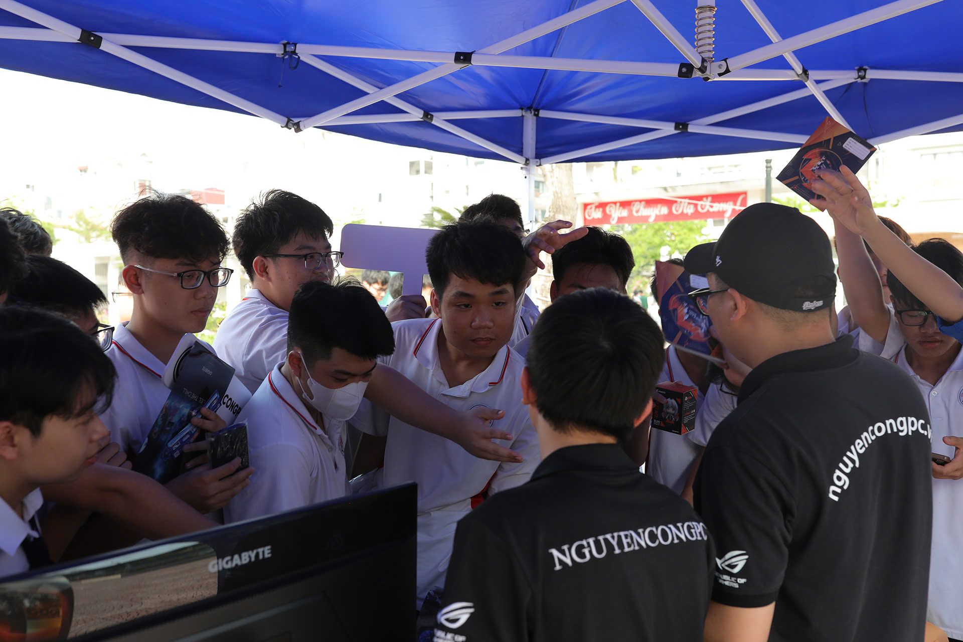 NGUYỄN CÔNG PC ĐỒNG HÀNH CÙNG HUCE 2026: KHƠI NGUỒN ĐAM MÊ CÔNG NGHỆ CHO SĨ TỬ ĐẤT MỎ