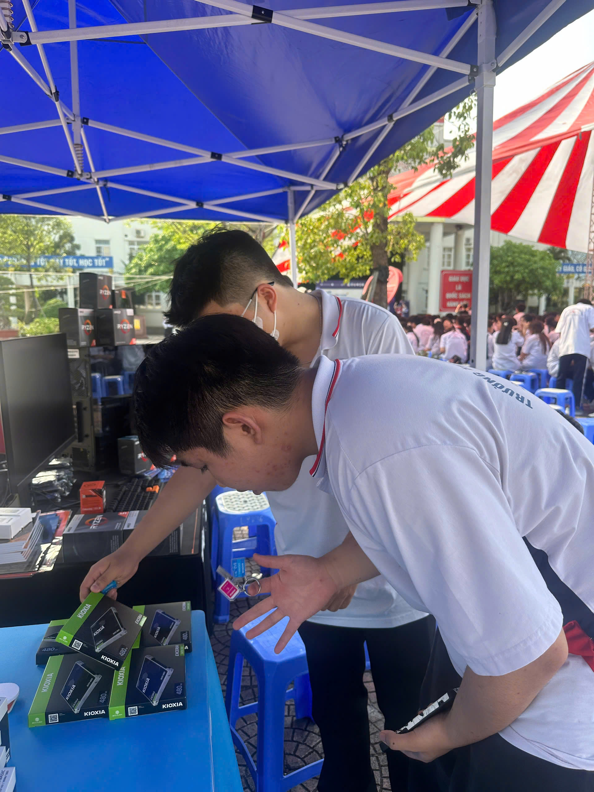 NGUYỄN CÔNG PC ĐỒNG HÀNH CÙNG HUCE 2026: KHƠI NGUỒN ĐAM MÊ CÔNG NGHỆ CHO SĨ TỬ ĐẤT MỎ