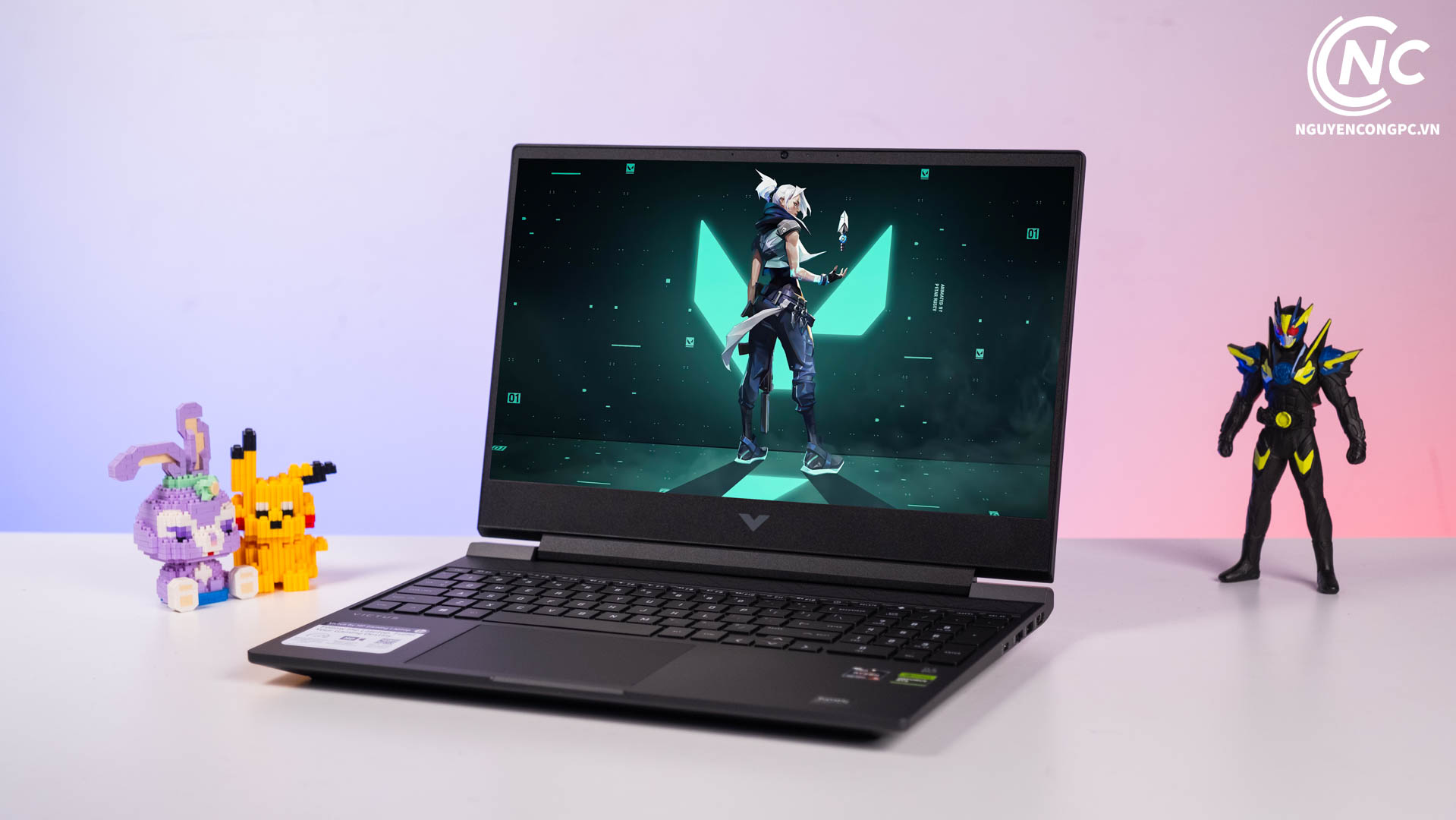 Laptop HP Gaming Victus 15-fb1013dx 