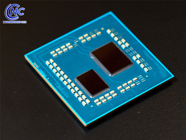 Intel đã ấn tượng bởi thành công của AMD và coi đó là 