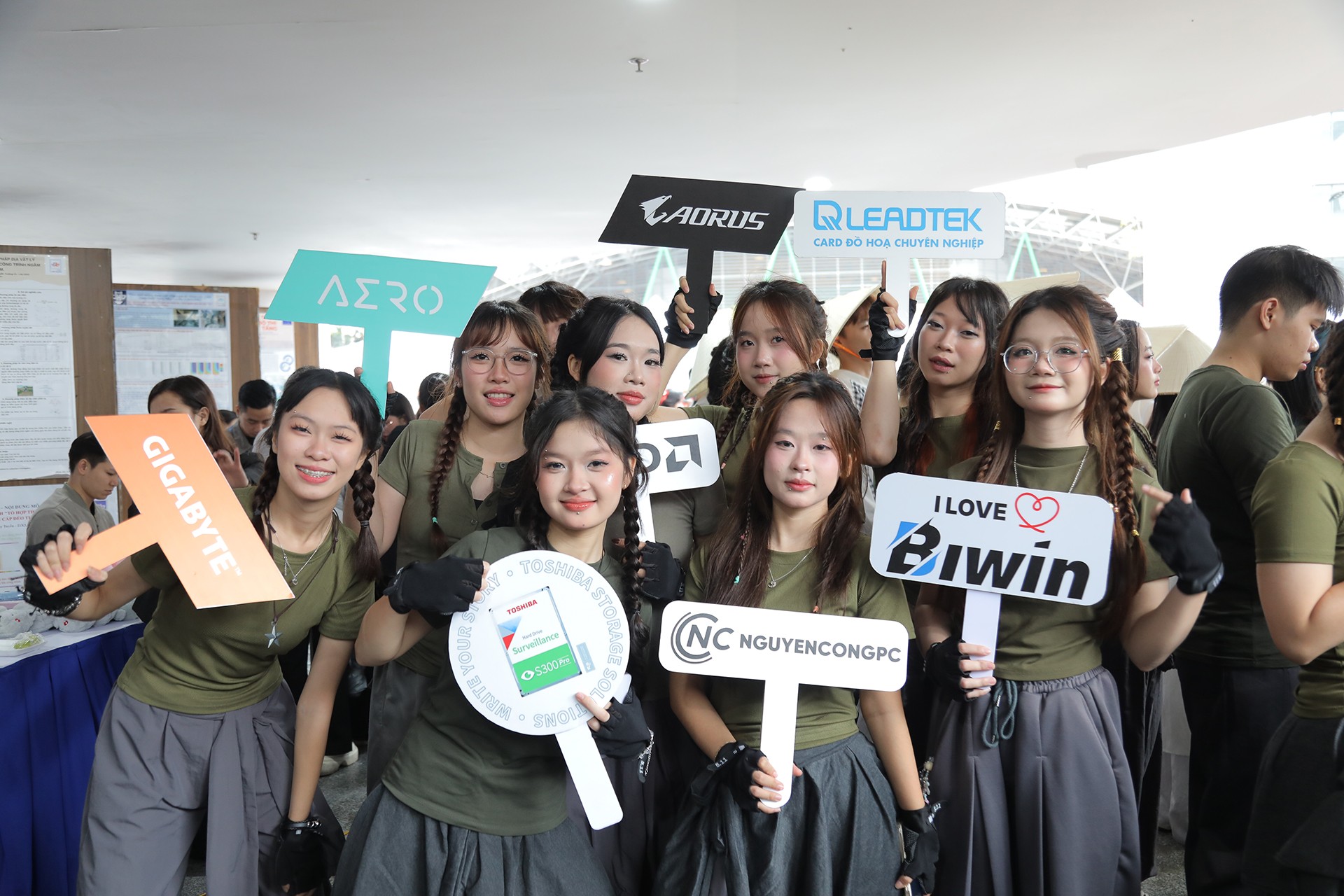 NGUYỄN CÔNG PC - NHÀ TÀI TRỢ KIM CƯƠNG CHÀO TÂN SINH VIÊN ĐẠI HỌC KIẾN TRÚC HÀ NỘI 2025