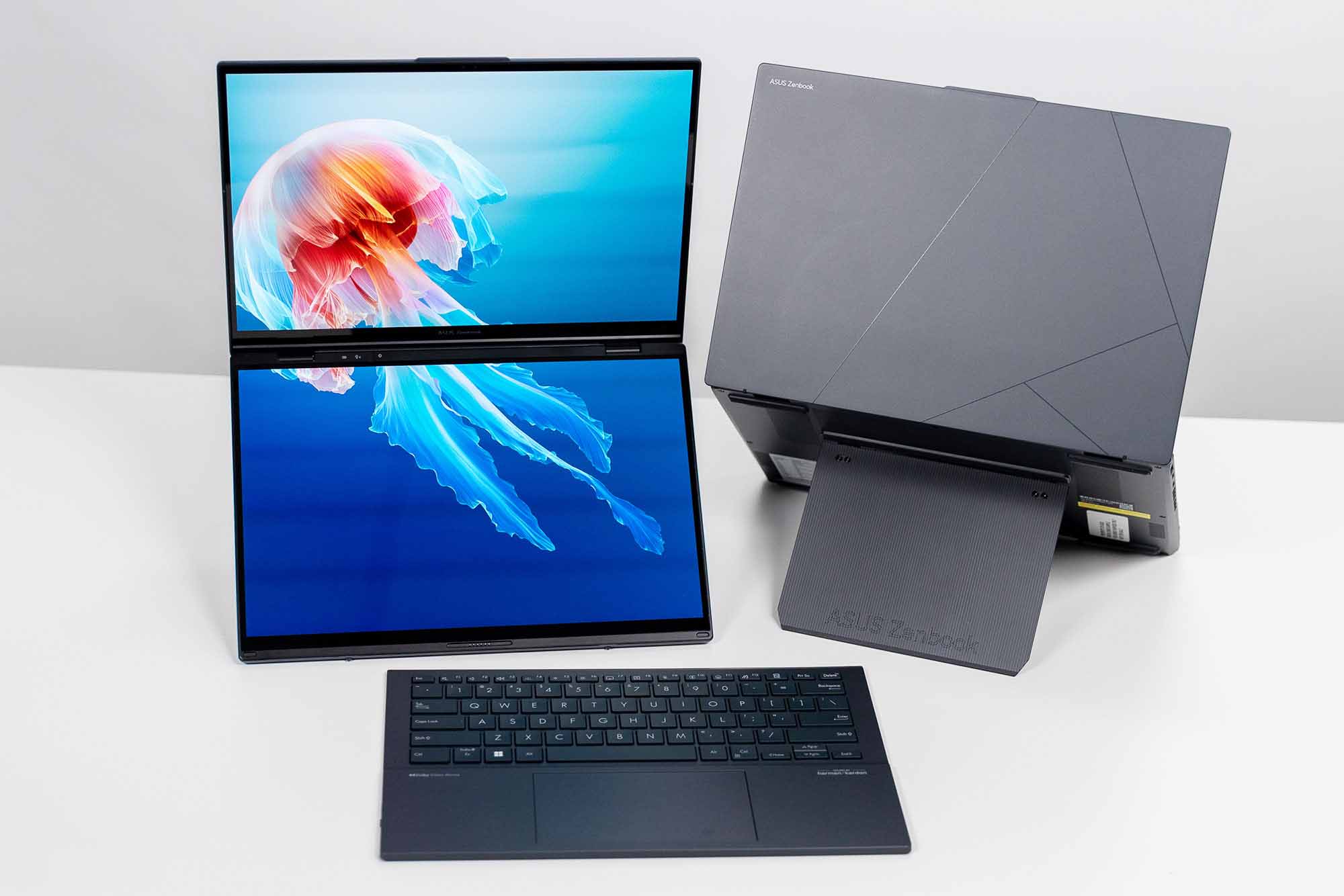 ASUS ra mắt Zenbook Duo 2024 Mẫu laptop 2 màn hình đầy thú vị