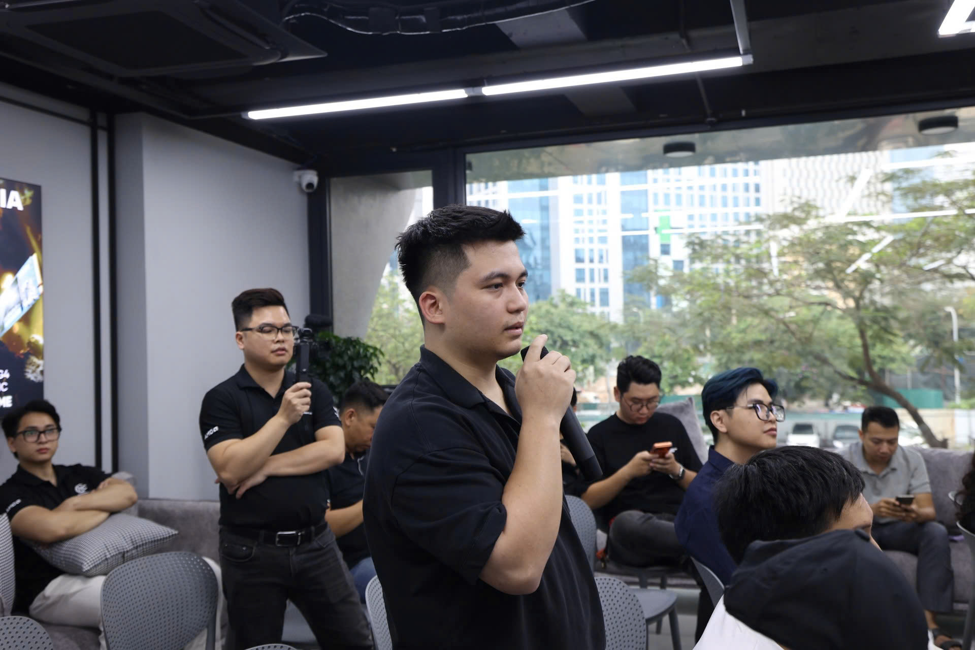 Workshop Flux2-Klein: Nguyễn Công PC Khẳng Định Vị Thế Tiên Phong Trong Giải Pháp PC AI Toàn Diện