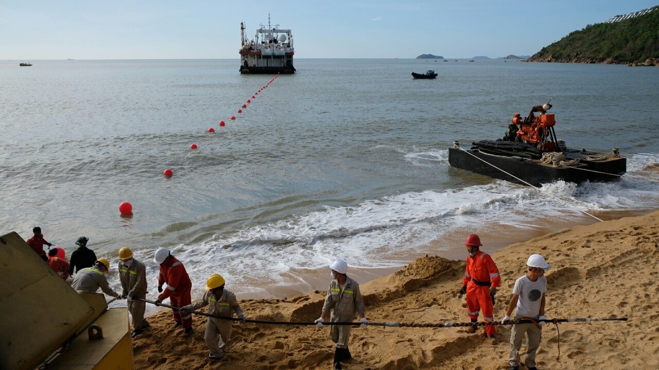 Việt Nam sẽ có thêm từ 2 đến 4 tuyến cáp quang biển đi quốc tế