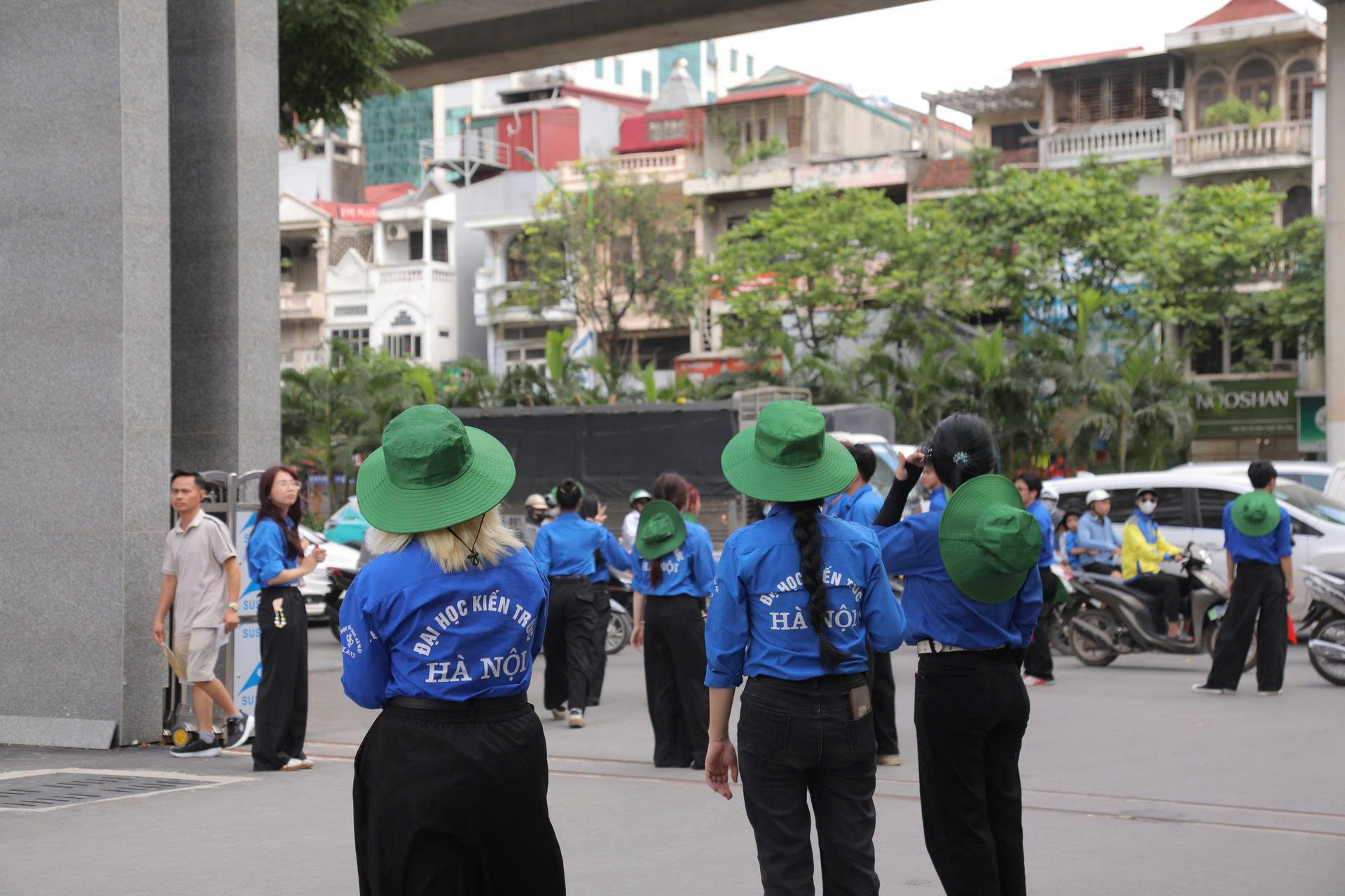 Nguyễn Công PC Tiếp Sức Mùa Thi 2026: Đồng Hành Cùng Sĩ Tử Khối V Trường Đại Học Kiến Trúc Hà Nội