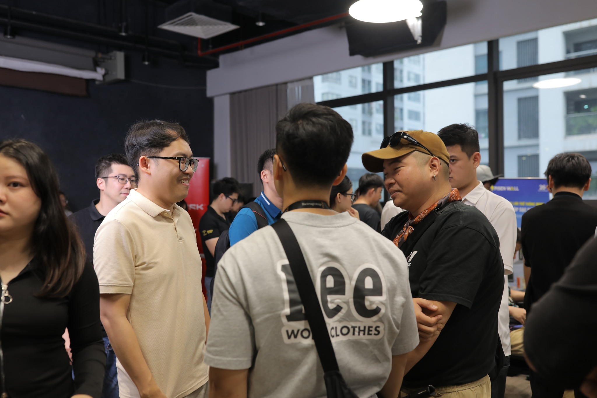 NGUYỄN CÔNG ĐỒNG HÀNH CÙNG WORKSHOP SANDISK x TÚ THANH:  TỐI ƯU WORKFLOW LƯU TRỮ CHO CONTENT CREATOR