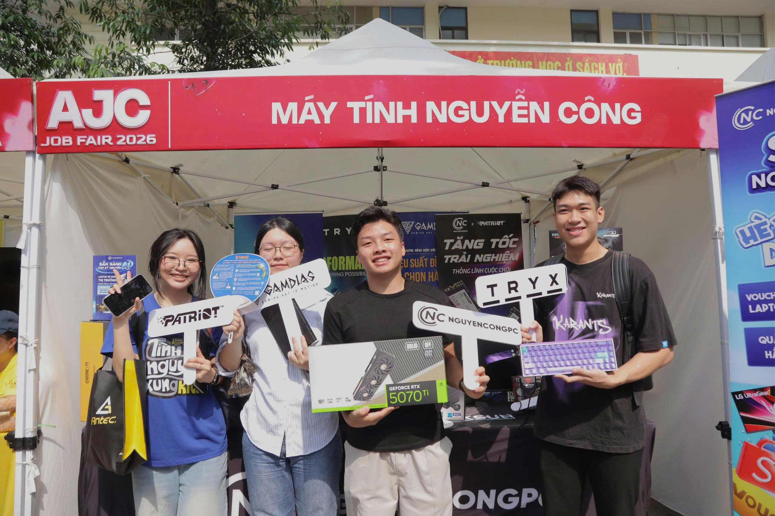 Nguyễn Công PC x  AJC Job Fair 2026: Khơi Nguồn Cảm Hứng Công Nghệ Cho Thế Hệ Trẻ