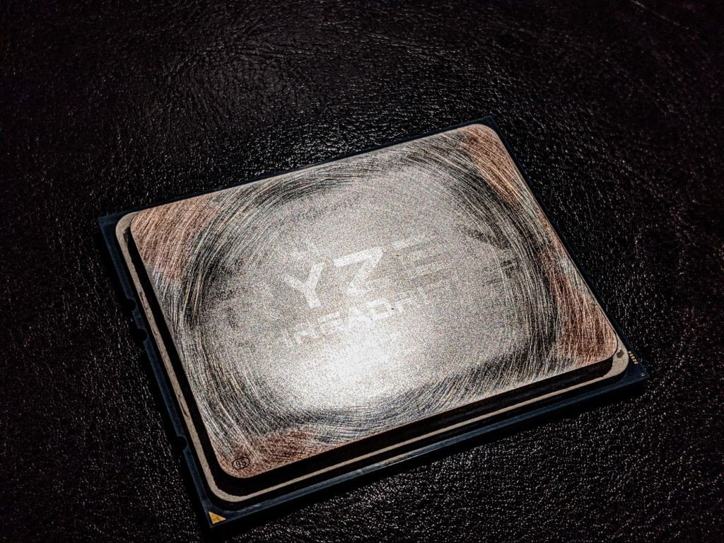 AMD Threadripper 3990X: Cách một “dân chơi” thiết lập 10 kỉ lục ép xung