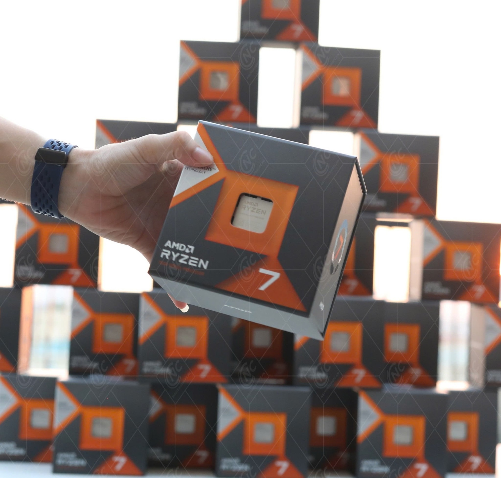 Máy tính dùng CPU Ryzen 7 có tốt không? Top cấu hình PC Ryzen hiệu năng tối ưu