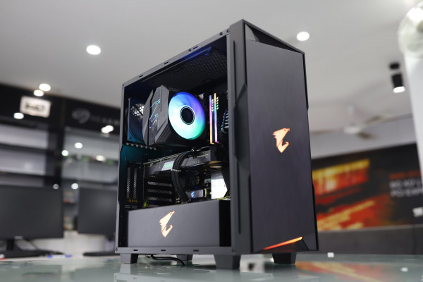 Case GIGABYTE AORUS GP AC300W