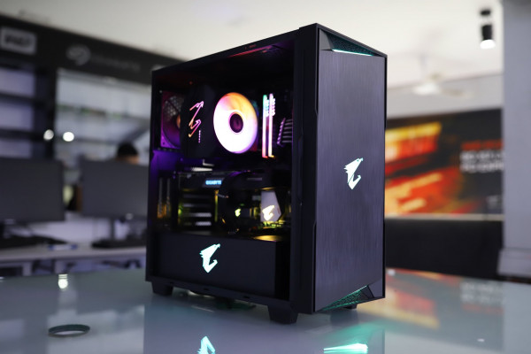 Case GIGABYTE AORUS GP AC300W