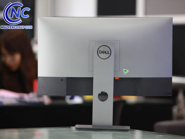 Màn hình Dell U2717D UltraSharp 27 inch IPS InfinityEdge