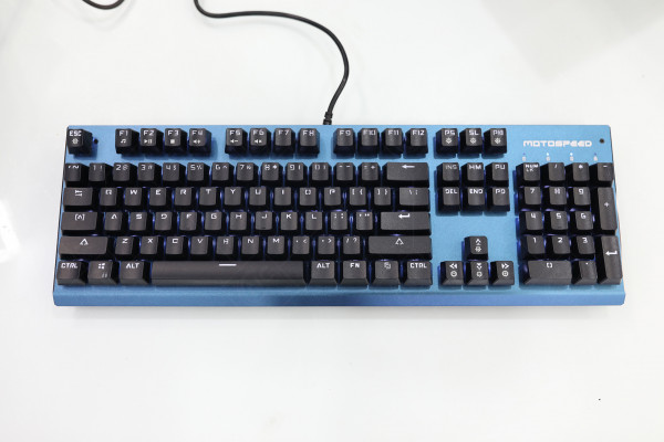 Bàn phím Motospeed CK108 Blue LED White