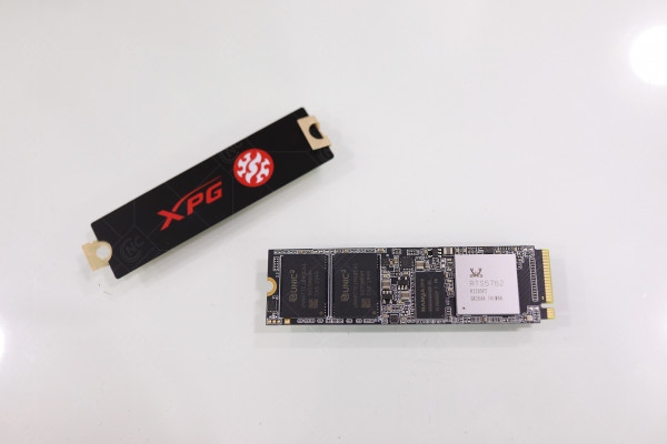 Ổ Cứng SSD ADATA XPG SX8100 256GB PCIe 3x4 NVMe M.2 2280 (ASX8100NP-256GT-C)