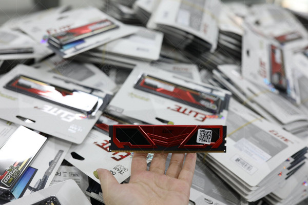 Ram TEAMGROUP Elite Plus 16G (1x16GB) Bus 3200 DDR4 (TPRD416G3200HC22BK)