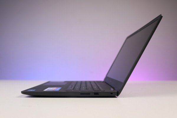 Laptop Dell Inspiron 3501C P90F002N3501C (i3 1115G4/ 4Gb/256Gb SSD/ 15.6