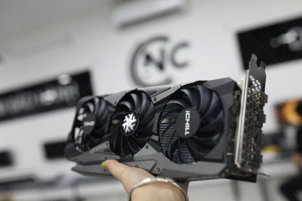 Card Màn Hình INNO3D GEFORCE RTX 3060 ICHILL X3 RED 12GB
