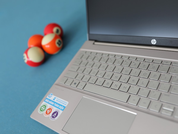 Laptop HP Pavilion 15 eg0070TU 2L9H3PA (i5-1135G7/RAM-8GB/SSD-512GB/15.6Inch/FHD/Vàng/Win10H)