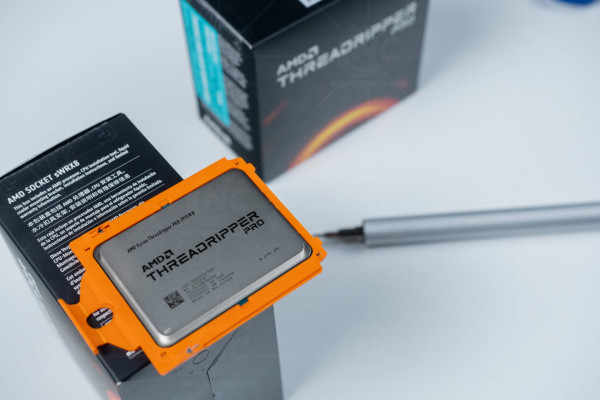 CPU AMD Ryzen Threadripper PRO 3975WX (32Cores/64Threads, Base Clock 3,5GHz /Boost 4.2GHz)