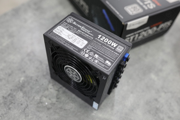 Nguồn SilverStone Strider Platinum Series 1200W ST1200-PTS