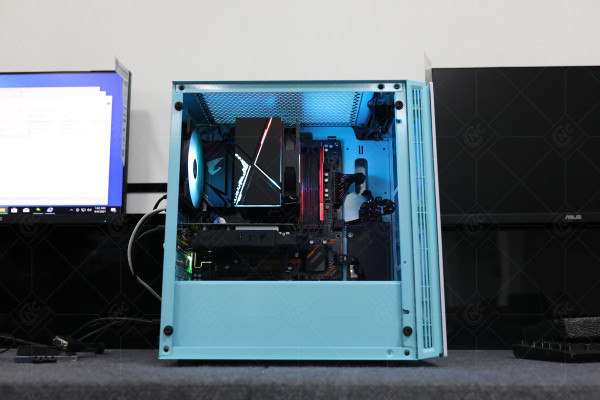 Vỏ Case Xigmatek OMG AQUA (M-ATX/NO FAN/EN45808)