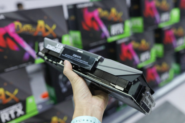Card Màn Hình Colorful iGame GeForce RTX 3070 Ti Vulcan OC 8G-V