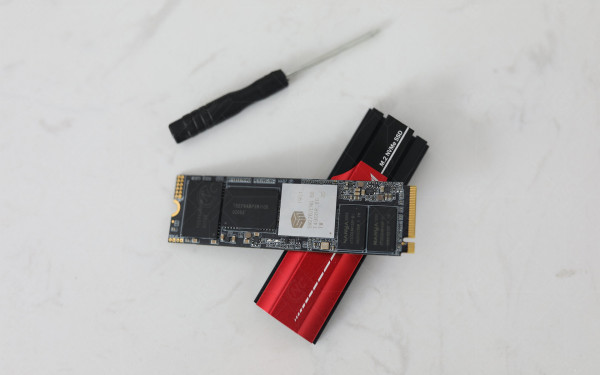 Ổ cứng SSD TRM N150 Pro 2TB (NVMe M.2 2280/ PCIe Gen3 x4)