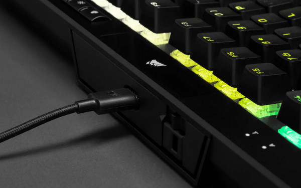 Bàn phím Corsair K70 TKL CHAMPION - CHERRY MX Red