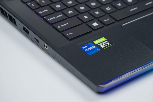 Laptop MSI GE66 Raider 11UH 211VN (i7-11800H | RTX-3080-16GB | RAM-32GB | SSD-2TB | 15.6inch QHD | Win10 | Đen)