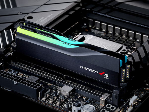 RAM Trident Z5 RGB DDR5 - 6000MHz CL40-40-40-76 1.30V 32GB (2x16GB) Black