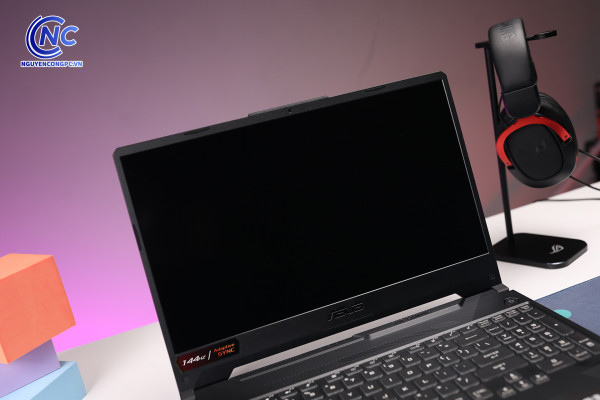 Laptop Asus TUF Gaming FX506HCB-HN144W (I5 11400H/ 8GB / 512GB SSD/ 15.6FHD/ RTX3050 4GB/ Win11/ 2 Yrs)