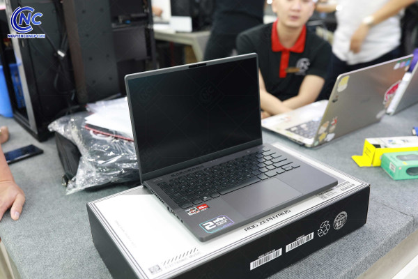 Laptop Asus ROG Zephyrus G14 GA402RJ-L8030W (Ryzen 7-6800H/ 16GB RAM/ 1TB SSD/ 14 inch WQXGA / RX 6700S 8GB / Win 11/ Xám/ 2 Yrs)
