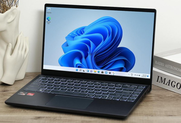 Laptop MSI Modern 14 B5M-203VN (R5 5500U/ 8GB RAM/ 512GB SSD/ 14.0 inch FHD/ Win11/ Xám/ 1 Yr)
