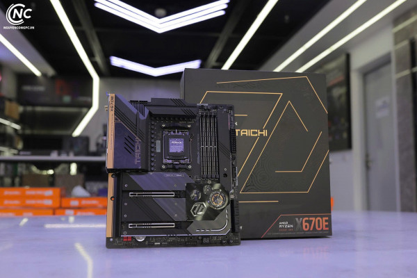 Mainboard ASRock X670E Taichi