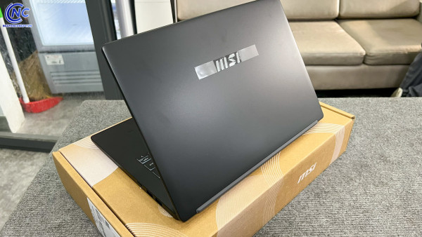 Laptop MSI Modern 14 C12M-241VN ( I7-1255U / 8GB RAM/ 512GB SSD/ 14