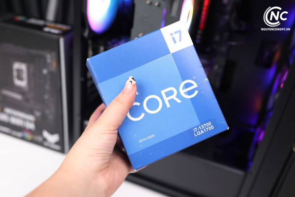 CPU Intel Core I7-13700 (2.10 GHz up to 5.20 GHz, 30M  16 nhân 24 luồng, Socket 1700)