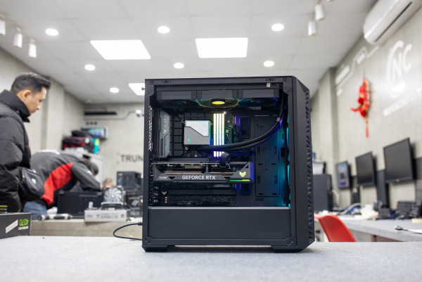 Card màn hình ASUS TUF Gaming GeForce RTX 4070 OC 12GB GDDR6X