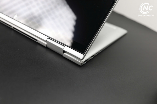 Laptop HP Envy15-fe0013dx (Core i5-1335U/Ram 8GB/SSD 256GB/15.6 inch FHD touch /Natural Silver) NK BH tại NC