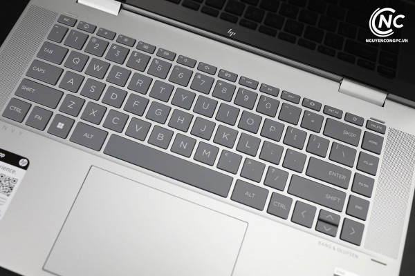 Laptop HP Envy15-fe0013dx (Core i5-1335U/Ram 8GB/SSD 256GB/15.6 inch FHD touch /Natural Silver) NK BH tại NC