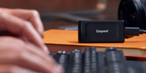 Ổ cứng di động KINGSTON SSD 1000GB USB 3.2 GEN 2 SXS1000/1000G