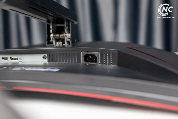 Màn hình Gaming AOC C27G2Z (27 Inch| FHD | VA | 240Hz | 0.5ms | Cong)