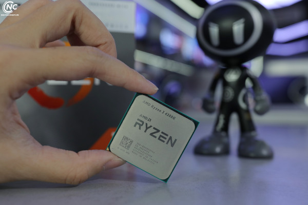CPU AMD Ryzen 3 4300G (3.8 GHz Boost 4.0 GHz | 4 Cores / 8 Threads | 6 MB Cache) 