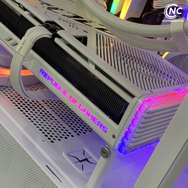 Card Màn Hình ASUS ROG Strix RTX 4080 SUPER 16GB GDDR6X White OC Edition