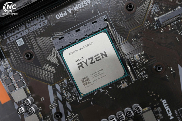 CPU AMD Ryzen 5 5500GT (Up to 4.4 GHz | 6 Cores / 12 Threads | 19 MB Cache)