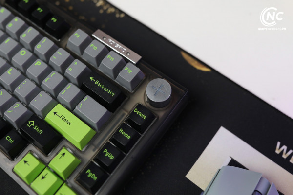 Bàn phím cơ Wireless Darmoshark TOP 75 RGB Black-Green